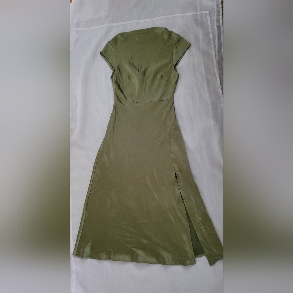 Selfie Leslie Olive Satin Midi Dress - Picture 11 of 16